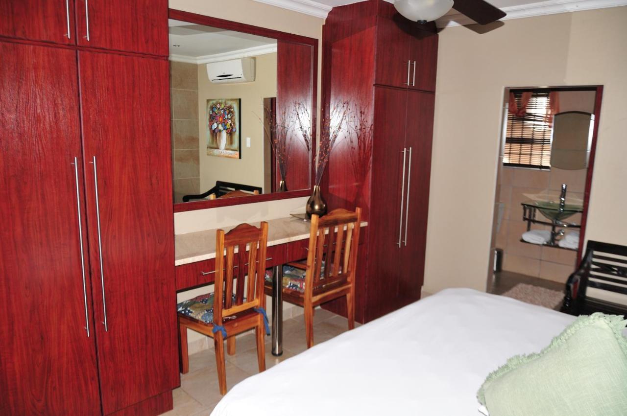Mi Casa Guest House Uitenhage Eksteriør bilde
