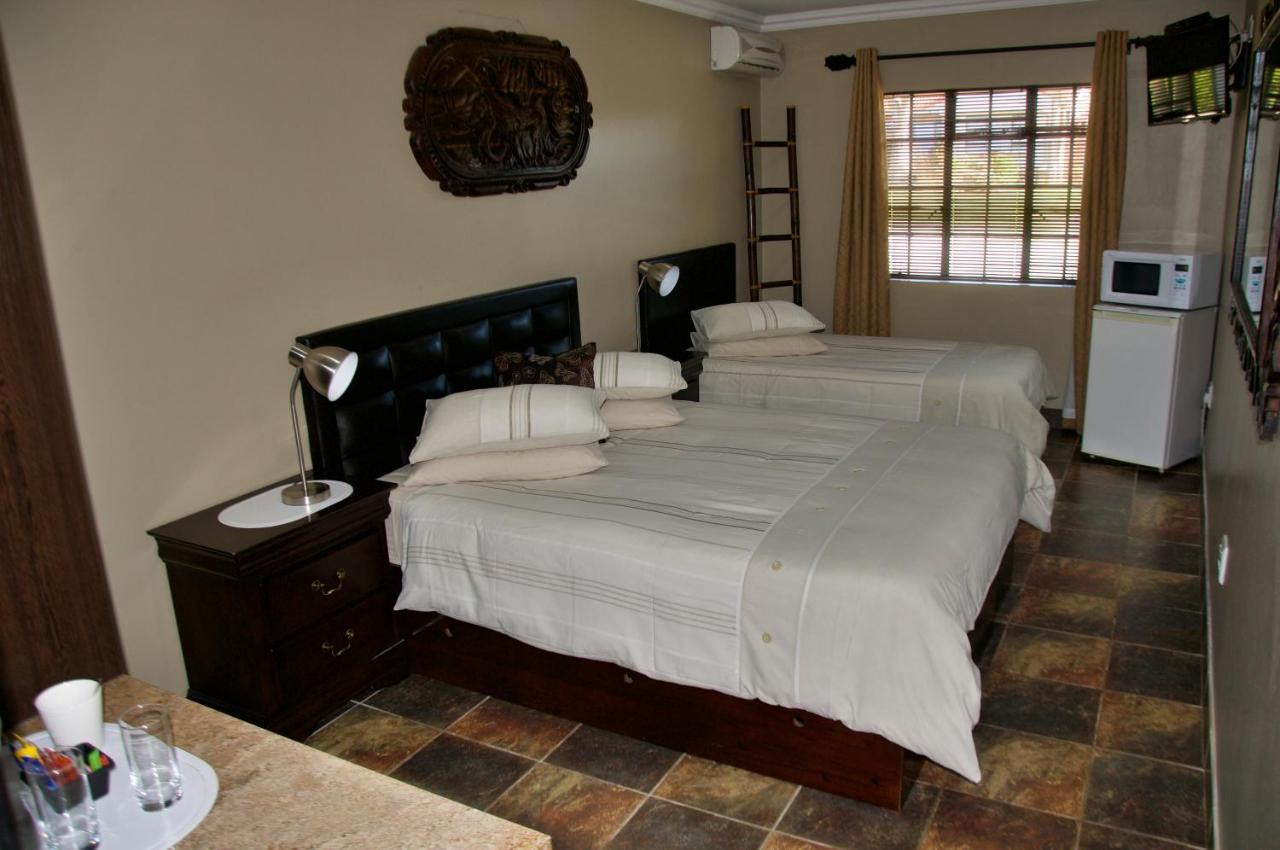 Mi Casa Guest House Uitenhage Eksteriør bilde
